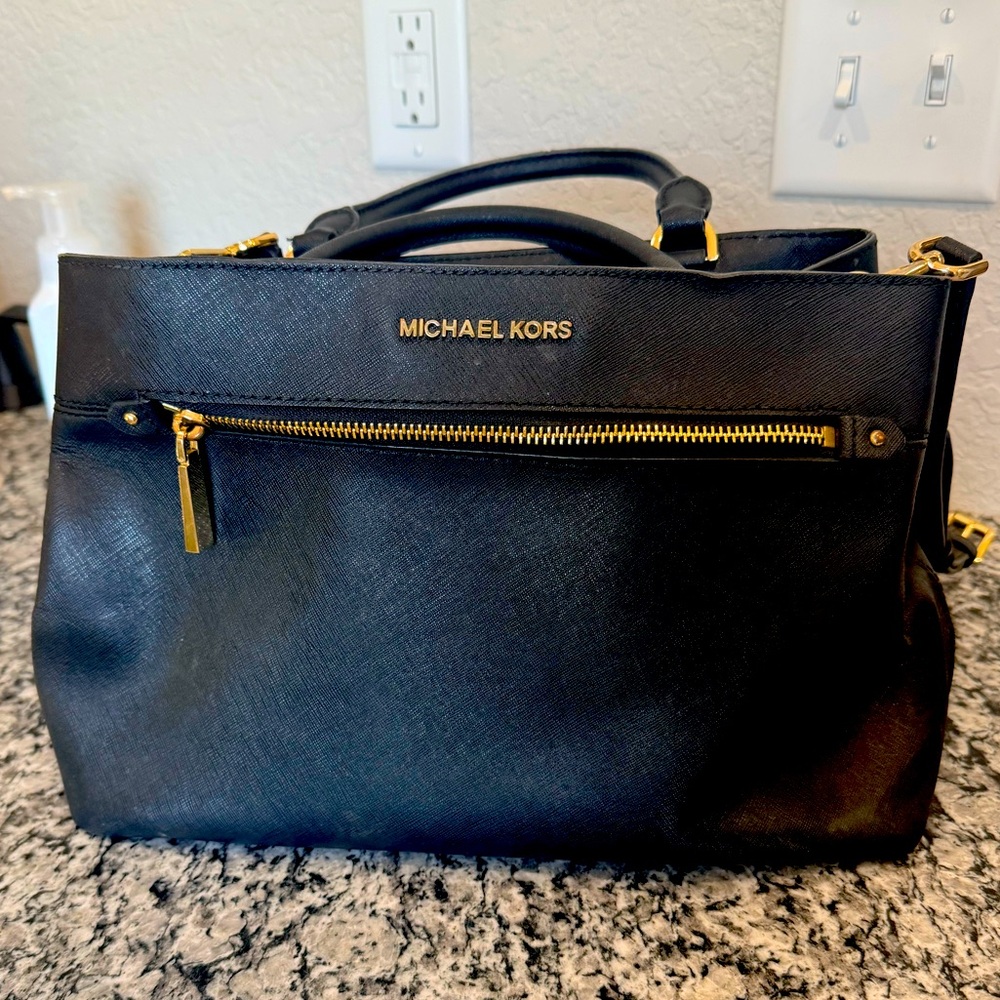 Michael Kors Hailee Lg Satchel